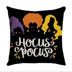 (NWOT) Hocus Pocus Pillow